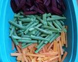 Foto del paso 3 de la receta: Ensalada de betabel, zanahoria y ejotes
