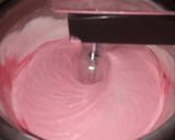 A picture of step 4 of Strawberry ice cream.
