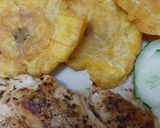 Foto del paso 4 de la receta: Patacones al olivo con pollo a la plancha