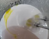 A picture of step 4 of Mango glaze cake.