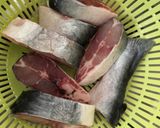 Hình bước làm 1 của món Cá basa kho tiêu