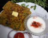 A picture of step 6 of Methi paratha.