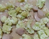 Foto langkah ke 3 dari resep Cah Kembang Kol Sosis.