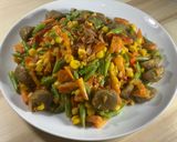 Foto langkah ke 2 dari resep Tumis Pelangi Telur Asin.
