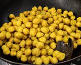 A picture of step 5 of Rice- chole curry (Chole-chawal).