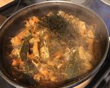Une image de l'étape 3 de Bouillon de crevettes sauvages aux herbes aromatiques du jardin.