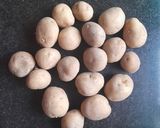 A picture of step 1 of Honey chilli Baby potato starter.