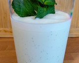 Foto del paso 3 de la receta: 184.🍶Lassi salado de hierbabuena y cardamomo 🍃🧂(Bebida india de yogur)