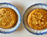 A picture of step 8 of Spanish Potato Omelette with Onion (Tortilla de Patata con Cebolla).