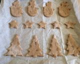 Foto del paso 4 de la receta: Galletas de pan de pascua 🍪🌲