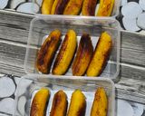 Foto langkah ke 3 dari resep Pisang Berendam Vla Coklat.