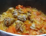 A picture of step 1 of Gobi, gosht and ublay Chawel.
