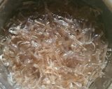 Foto langkah ke 2 dari resep Mie Nyong Udang Goreng (Mie Umbi Ganyong).