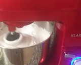Foto del paso 2 de la receta: Merengues🧚🏻‍♀️
