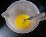 Foto langkah ke 2 dari resep Donat Rainbow Sate Donat Enak Lembut.