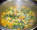 Foto del paso 4 de la receta Sopa de morcillo de ternera, espinacas y otras hortalizas