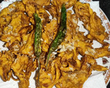 A picture of step 4 of Kanda Bhajiya.