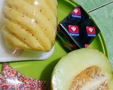 Foto langkah ke 1 dari resep Es Kulkul Melon Sprinkle.