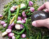 Foto langkah ke 1 dari resep Sambal Cabe Ijo Teri.