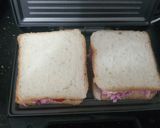 A picture of step 4 of Boiled egg sandwich.