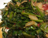 Foto langkah ke 4 dari resep Kangkung bumbu balado.