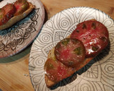 Foto del paso 3 de la receta: Tostada de aguacate y zumo de naranja