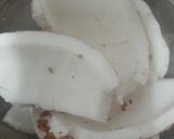 இளநீர் குல்பி (tender coconut gulfi recipe in tamil) ரெசிபி ஸ்டேப் 1 புகைப்படம்
