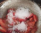 A picture of step 3 of Strawberry Chutney.
