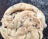A picture of step 6 of Missi roti.