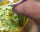 Foto del paso 4 de la receta: *Ensalada de Lechuga Romana con Manzana Verde y Vinagreta Agridulce*