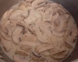 Foto langkah ke 3 dari resep Tuna Steak with Mushroom Sauce.