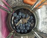 Foto del paso 1 de la receta: Licuado multifruta