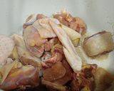 Hình bước làm 1 của món Bún măng gà
