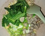 Foto langkah ke 4 dari resep Mie Goreng Bakso.