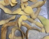 A picture of step 1 of Potato Peel Crispy Crunchy Chips for munching😄😋.
