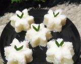 Foto langkah ke 6 dari resep Beras Ketan Urap Kelapa.