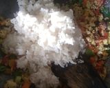 Foto langkah ke 3 dari resep Nasi goreng mentega.