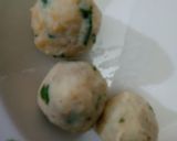 A picture of step 4 of One bite Chicken potato balls.