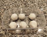 Foto del paso 5 de la receta: Bolitas de coco rallado con yogur y cobertura de chocolate