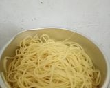 Foto langkah ke 1 dari resep Spagetti Aglio Olio Ala ala.