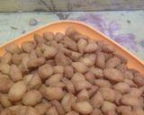 Foto langkah ke 4 dari resep Biji Ketapang Simple (Tanpa Telur).