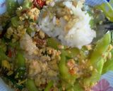 รูปขั้นตอนการทำที่ 7 ของ ผัดไข่ใส่แตงกวา