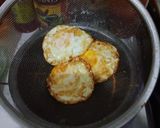 Foto langkah ke 1 dari resep Telor ceplok kecap pedas.