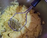 Burgonya tojásos kolbásszal recept fázis 1 fotója
