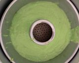 Foto langkah ke 5 dari resep Bolu Pisang Coklat Pandan.