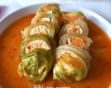 Foto langkah ke 5 dari resep Sawi Gulung Isi Tahu Kuah Pedas Manis Ala Kiki Ayu Recipe.