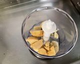 Une image de l'étape 11 de Poulet au lait de coco et poivrons.