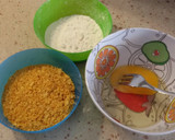 Foto del paso 2 de la receta: Merluza rebozada con doritos