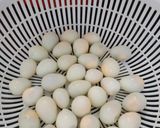 Hình bước làm 1 của món Thịt kho trứng đậu