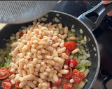 Foto del paso 3 de la receta: Sopa de alubias y tomate